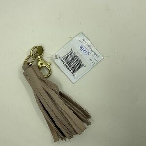 Leather Ssseko tassel clip